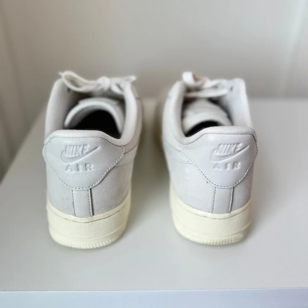 Nike Air Force 1 '07 Sneaker Women's Size 11